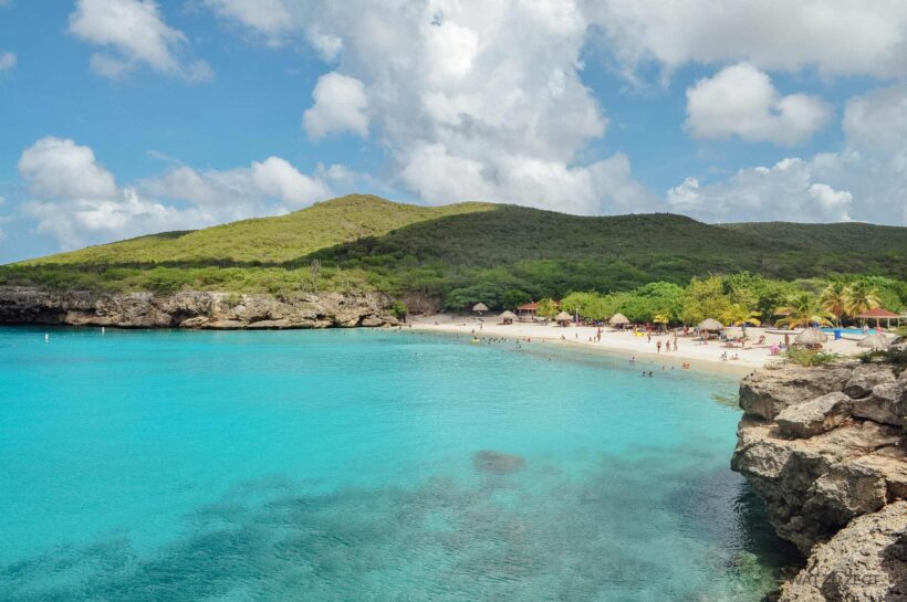 Blauw Curaçao: bezoek het strand bij Grote Knip (Kenepa)