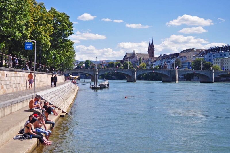 Doen in Basel: Zomerse middagen aan de kade in Basel Zomerse middagen aan de kade in Basel