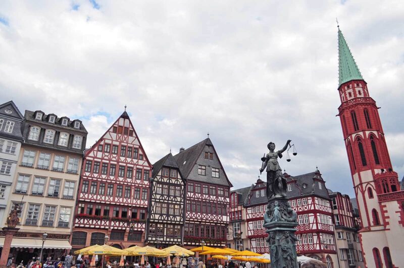 Stedentrip Frankfurt: wat te doen in Frankfurt ©watzijzegt.com Stedentrip Frankfurt: Romerberg in Frankfurt