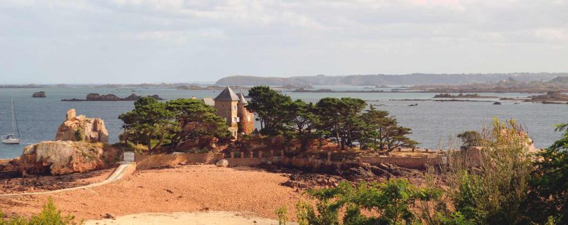 Tips voor Bretagne: bezoek Île-de-Bréhat: ‘het bloemeneiland’